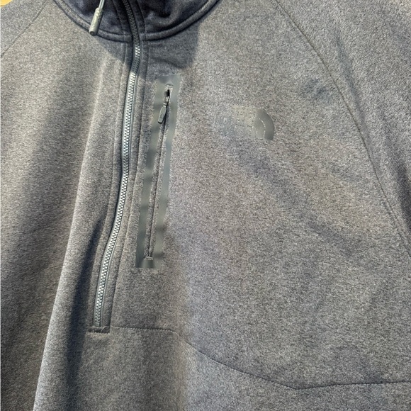 The North Face Men's Extended Size High Collar Quarter Zip with Pocket / XXL - Picture 8 of 10